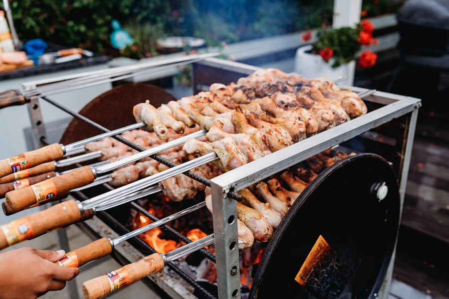 Chicken on live charcoal